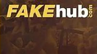 Der Fake Taxi Dreier im Taxi