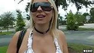 Der Sex mit der sexy Milf Dallas Diamond