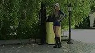 Vollbusige bikerin mit den ; fickt sie outdoor