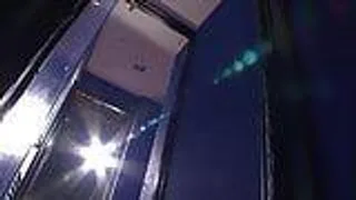 Geile Schlampe wird von zwei Kerlen gefickt