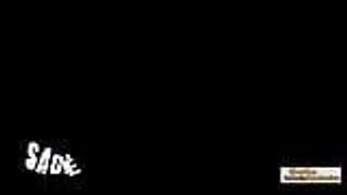 Geile Schlampen werden von einem Monsterschwanz gefickt