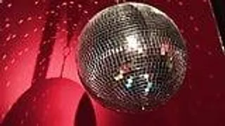 Heisse Luder lecken sich im Nachtclub