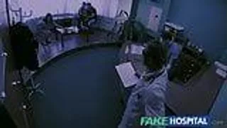 Im Krankenhaus wird die Krankenschwester vom Patienten gefickt - geiler Sex mit der Krankenschwester
