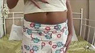 Eliza bekommt Schwanz in Pussy und Arsch